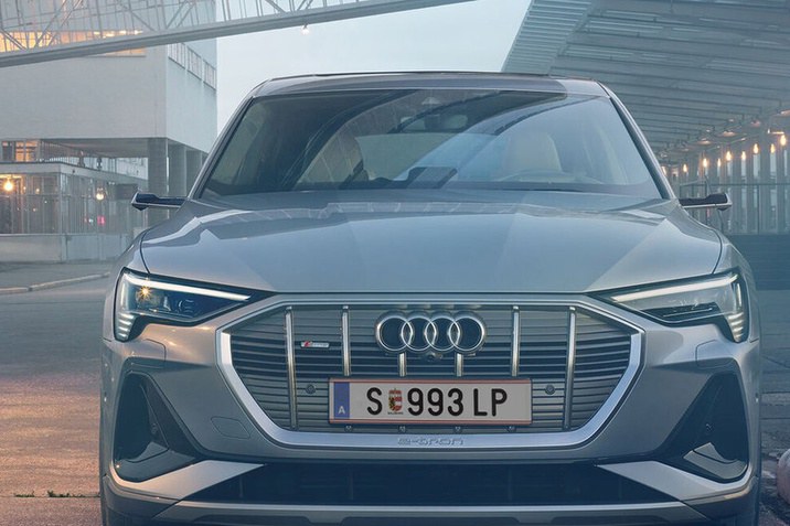 Audi e-tron Sportback 2021